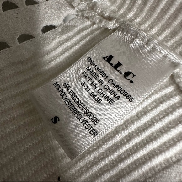 A.L.C. | White Open Knit Ribbed Crew Neck Tee Size Small - Picture 7 of 7